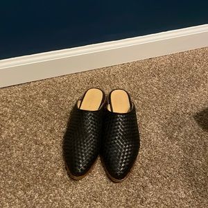 Nisolo Woven Mules Size 7